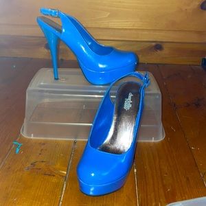 Bright Blue open back Mary jeans